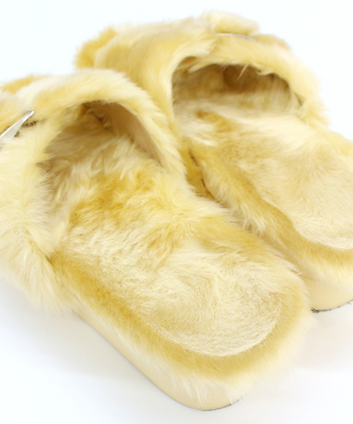 Kastane（カスタネ）の「厚底ファーサンダル（サンダル・レディース・ベージュ/ブラック/ブラウン・37/38/36）」の21枚目の写真