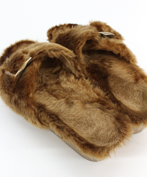 Kastane（カスタネ）の「厚底ファーサンダル（サンダル・レディース・ベージュ/ブラック/ブラウン・37/38/36）」の13枚目の写真