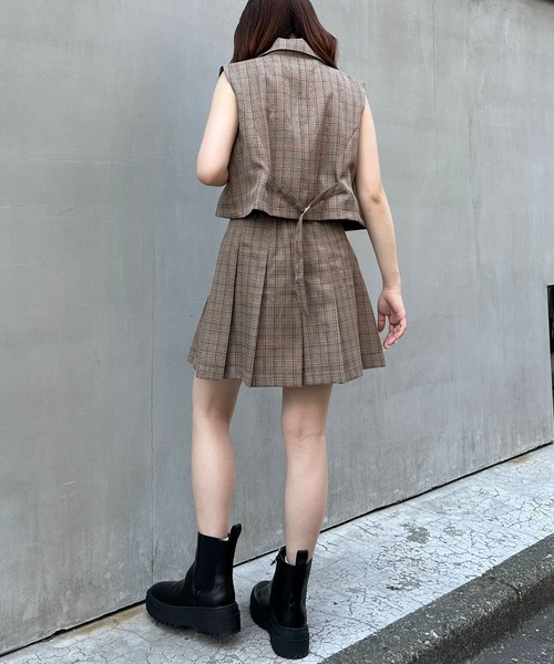 INGNI(イング)の「サイドベルトプリーツ/スカパン(セットアップ対応)(その他パンツ・レディース・ブラウン系その他2/ブラック/グレー・FREE)」の20枚目の写真