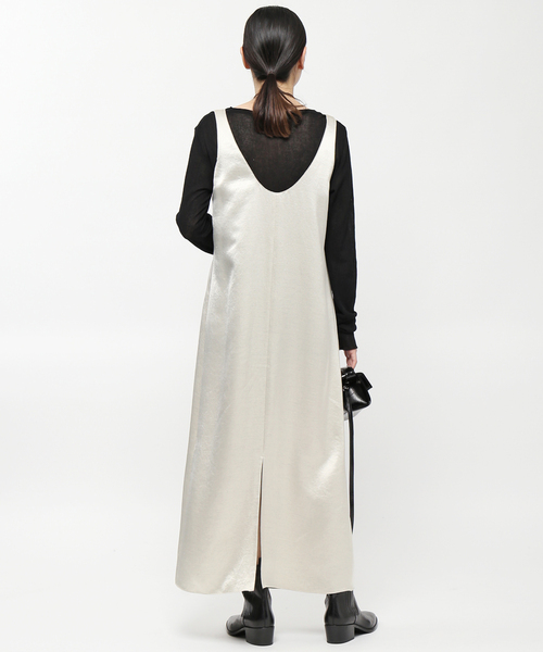 AP STUDIO(エーピーストゥディオ)の「SATIN LAYERED ONEPIECE(ワンピース・レディース・ネイビー/アイボリー・FREE)」の12枚目の写真