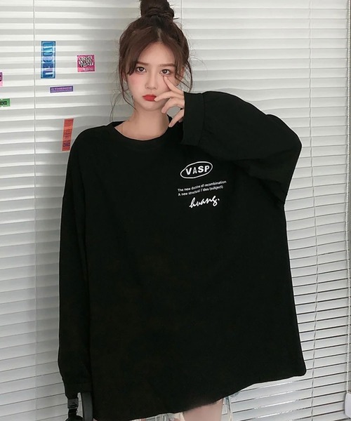 NinaetLina(ニナエリナ)の「ビッグシルエットプリントロングTシャツ(Tシャツ/カットソー・レディース・ブルー/ブラック/ホワイト・FREE)」の4枚目の写真
