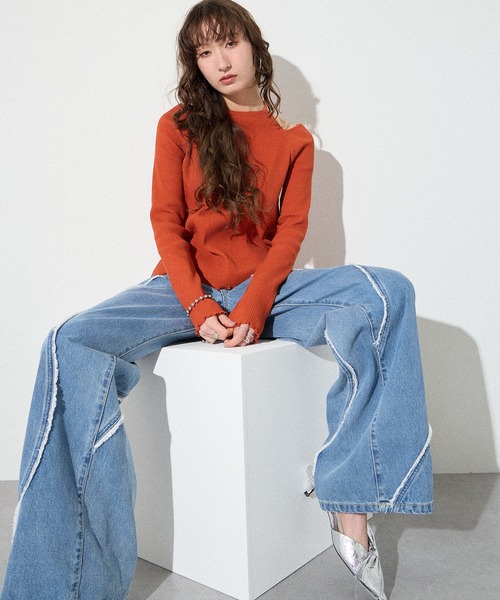 ELLEgirl（エルガール）の「カットワークホルターロンT【ELLEgirl/エル ガール】（Tシャツ/カットソー・レディース・ライトグリーン/ダークオレンジ/ブラック/ブルー・FREE）」の6枚目の写真