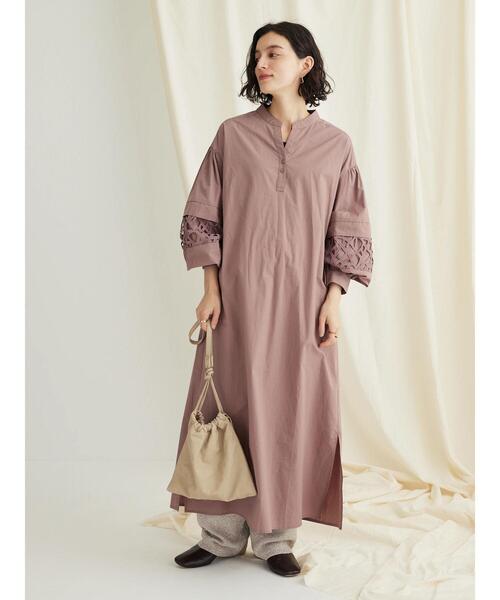 CRAFT STANDARD BOUTIQUE(クラフトスタンダードブティック)の「袖レース使いワンピース(ワンピース・レディース・ダークネイビー/モカ・FREE)」の6枚目の写真