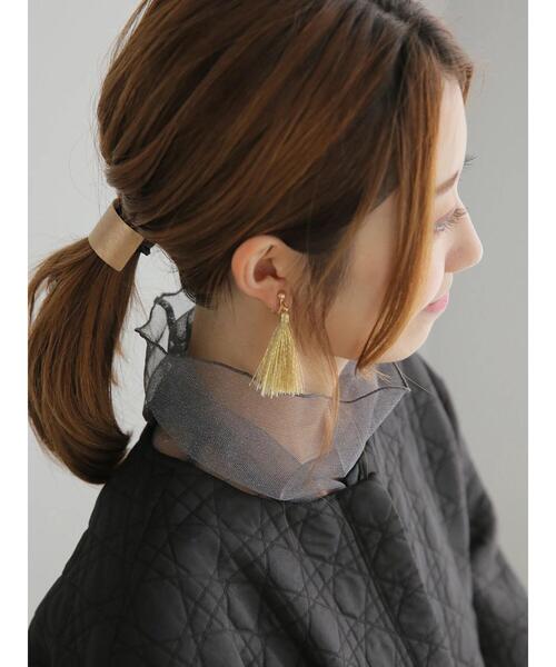 Te chichi（テチチ）の「ラメフリンジイヤリング（ピアス（両耳用）・レディース・シルバー/ゴールド・F）」の3枚目の写真