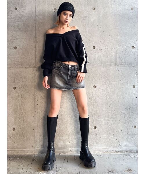 GYDA（ジェイダ）の「Vネック2ラインショートニットトップス（ニット/セーター・レディース・ブラック/オフホワイト/チャコールグレー・FREE）」の19枚目の写真