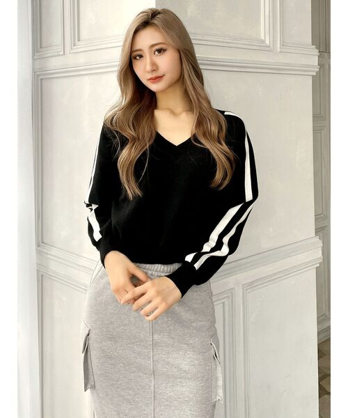 GYDA（ジェイダ）の「Vネック2ラインショートニットトップス（ニット/セーター・レディース・ブラック/オフホワイト/チャコールグレー・FREE）」の22枚目の写真