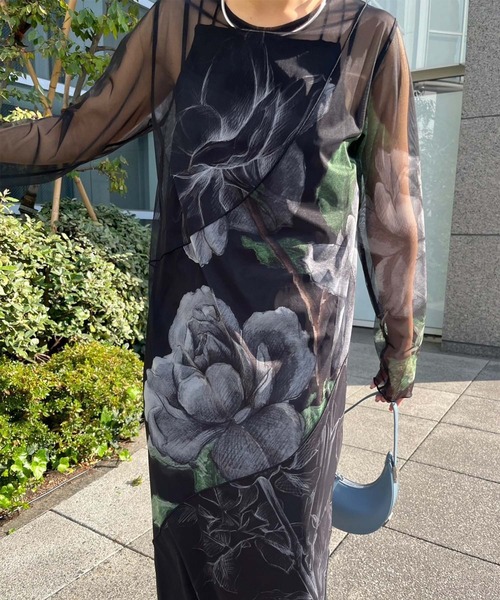 Ameri（アメリ）の「UND SKETCH FLOWER SKIN DRESS（ワンピース・レディース・ブラック/ベージュ・MEDIUM/SMALL）」の9枚目の写真