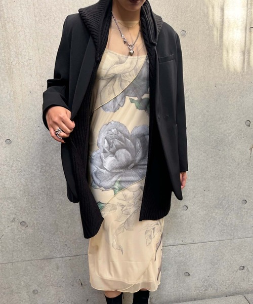 Ameri（アメリ）の「UND SKETCH FLOWER SKIN DRESS（ワンピース・レディース・ブラック/ベージュ・MEDIUM/SMALL）」の18枚目の写真