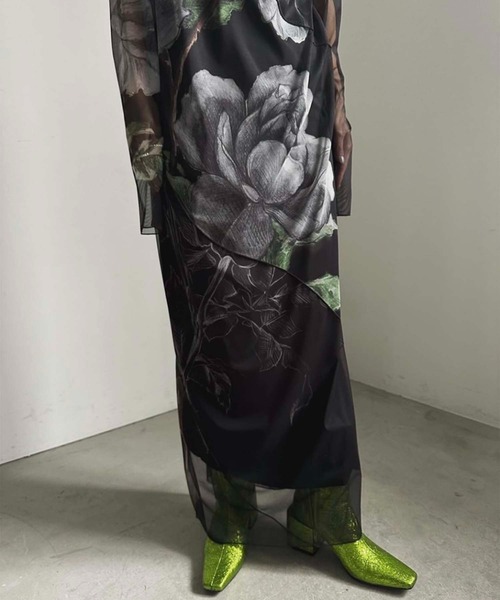 Ameri（アメリ）の「UND SKETCH FLOWER SKIN DRESS（ワンピース・レディース・ブラック/ベージュ・MEDIUM/SMALL）」の14枚目の写真