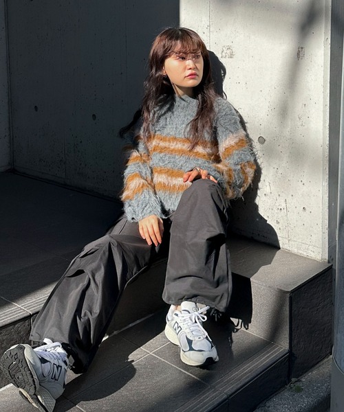 feepur（フェピュール）の「【ハンドウォッシャブル】シャギーボーダーショートニット（ニット/セーター・レディース・オフホワイト/グレー・MEDIUM）」の17枚目の写真