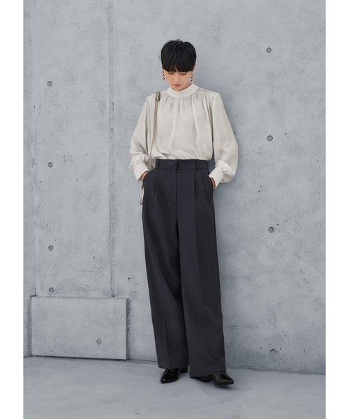 STYLE DELI(スタイルデリ)の「微光沢シボ感ギャザーブラウス(シャツ/ブラウス・レディース・ブラウン/ホワイト・FREE)」の5枚目の写真