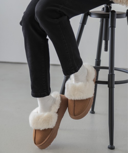 AMELY（エミリー）の「エコファームートンサンダル（サンダル・レディース・カーキ/ブラウン/ブラック・38/40/35/37/36/39）」の20枚目の写真