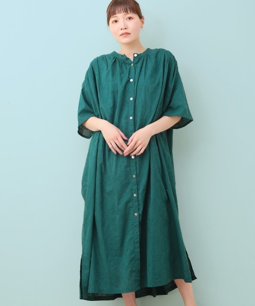 チチカカ(チチカカ)の「Rico ペイズリー総柄刺繍ワンピース(シャツワンピース・レディース・チャコールグレー/グリーン/ホワイト・FREE)」の3枚目の写真