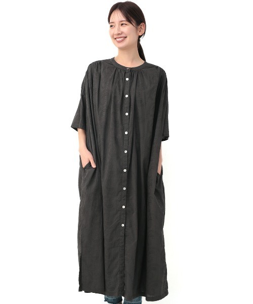 チチカカ(チチカカ)の「Rico ペイズリー総柄刺繍ワンピース(シャツワンピース・レディース・チャコールグレー/グリーン/ホワイト・FREE)」の8枚目の写真