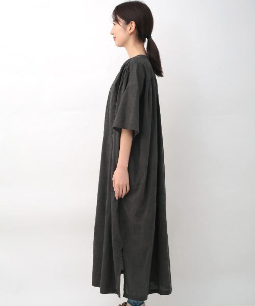 チチカカ(チチカカ)の「Rico ペイズリー総柄刺繍ワンピース(シャツワンピース・レディース・チャコールグレー/グリーン/ホワイト・FREE)」の10枚目の写真