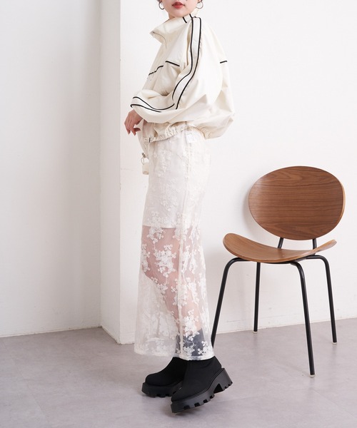 Chico（チコ）の「【2024SS】シアーフラワータイトロングスカート（スカート・レディース・ブラック/ホワイト/ライトグレー・FREE）」の8枚目の写真