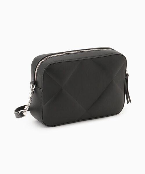 Calvin Klein(カルバン・クライン)の「キルトカメラバッグ(ボディバッグ/ウエストポーチ・レディース・ブラック/ライトグリーン・FREE)」の3枚目の写真