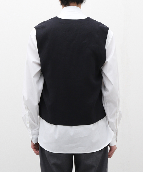 Gabriela Coll Garments(ガブリエラコールガーメンツ)の「【GABRIELA COLL GARMENTS】DOUBLE SOLBIATI FINE LINEN VEST(その他アウター・メンズ・ブラック・4/5)」の5枚目の写真