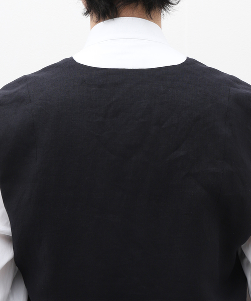 Gabriela Coll Garments(ガブリエラコールガーメンツ)の「【GABRIELA COLL GARMENTS】DOUBLE SOLBIATI FINE LINEN VEST(その他アウター・メンズ・ブラック・4/5)」の7枚目の写真