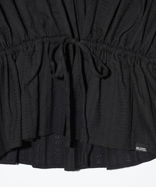 MILKFED.(ミルクフェド)の「GATHERD BLOUSE(シャツ/ブラウス・レディース・ライトブルー/ブラック/ホワイト・ONE SIZE)」の8枚目の写真
