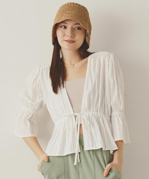 MILKFED.(ミルクフェド)の「GATHERD BLOUSE(シャツ/ブラウス・レディース・ライトブルー/ブラック/ホワイト・ONE SIZE)」の11枚目の写真