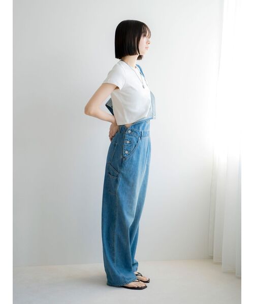 Ungrid(アングリッド)の「フィットショートTee(Tシャツ/カットソー・レディース・ブラック/レッド/オフホワイト・FREE)」の16枚目の写真