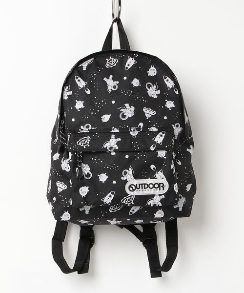 OUTDOOR PRODUCTS(アウトドアプロダクツ)の「OUTDOOR PRODUCTS キッズ リュックサック チアフルデイパック(バックパック/リュック・キッズ・チェリーピンク/ネイビー系2/グレー/ライトピンク/ネイビー系3/ブルー系その他5/ブルー系その他4/サックスブルー/ブルー系その他2/カーキ/イエロー系その他/ピンク系その他/ライトパープル/グリーン系その他2/グリーン系その他/ロイヤルブルー/ブルー系その他/ピンク系その他3/ピンク系その他2/パープル系その他2/パープル系その他/ネイビー系1/ライトグリーン/ピンク/ホワイト/ブラック/ブルー系その他3/ブラック系/オレンジ/イエロー・フリー)」の2枚目の写真