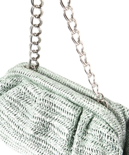 NATURAL BEAUTY BASIC(ナチュラルビューティーベーシック)の「◇【美人百花・Oggi掲載】メタリックPPチェーンバッグ(ショルダーバッグ・レディース・ベージュ/ライトグリーン・フリ-)」の7枚目の写真