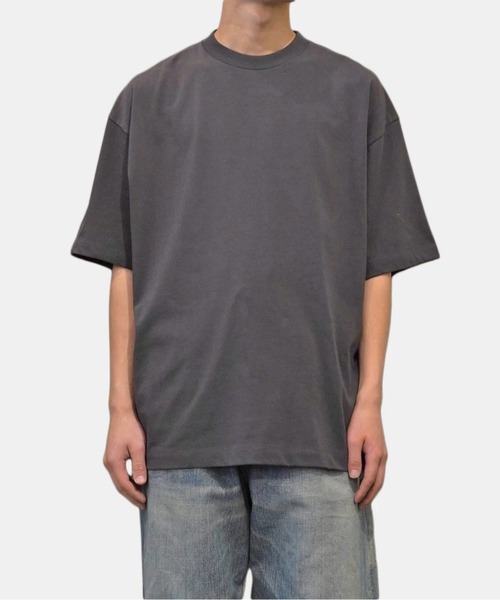 ATON(エイトン)の「【ATON】 FRESCA PLATE OVERSIZED T-SHIRT(Tシャツ/カットソー・メンズ・チャコールグレー・6/4)」の1枚目の写真