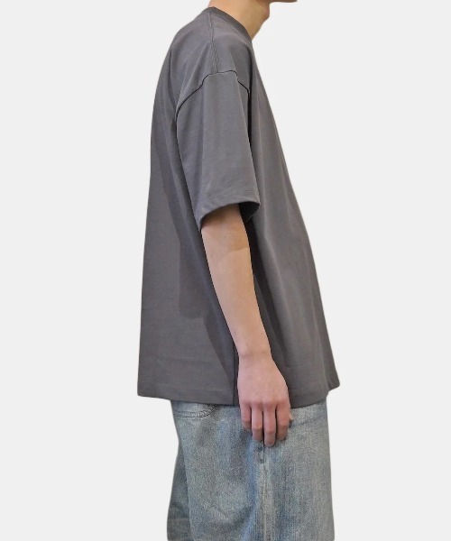 ATON(エイトン)の「【ATON】 FRESCA PLATE OVERSIZED T-SHIRT(Tシャツ/カットソー・メンズ・チャコールグレー・6/4)」の6枚目の写真