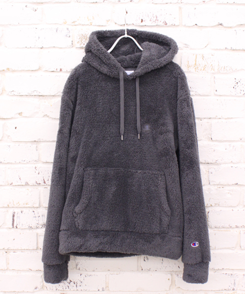 Champion（チャンピオン）の「【Ciaopanic】×【Champion/チャンピオン】　別注シェルパフリースパーカー（パーカー・メンズ・ネイビー/キャメル/ブラック/グレー・LARGE/MEDIUM/SMALL）」の2枚目の写真