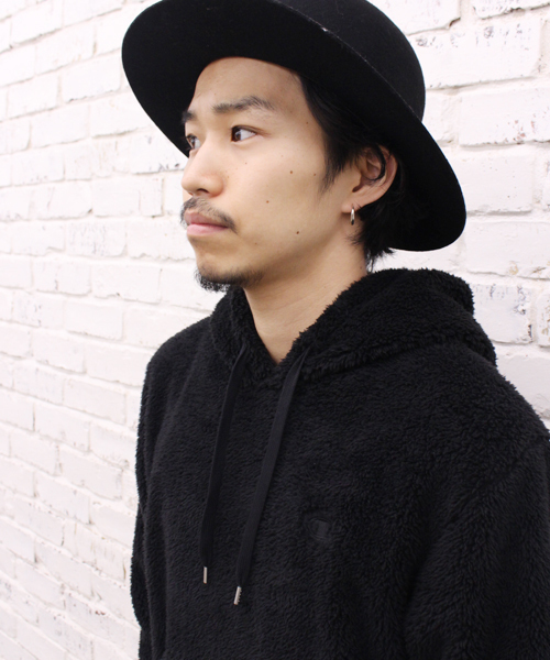 Champion（チャンピオン）の「【Ciaopanic】×【Champion/チャンピオン】　別注シェルパフリースパーカー（パーカー・メンズ・ネイビー/キャメル/ブラック/グレー・LARGE/MEDIUM/SMALL）」の14枚目の写真