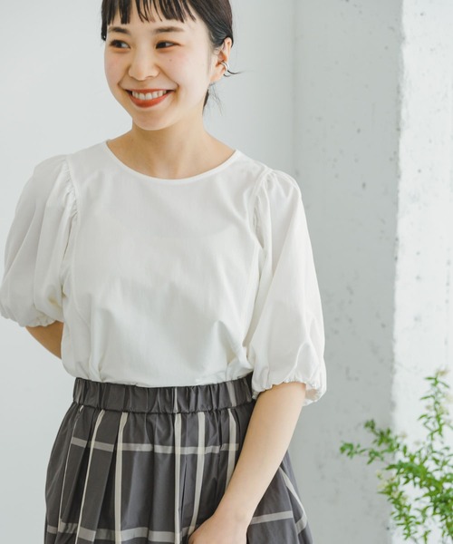 ITEMS URBANRESEARCH(アイテムズ アーバンリサーチ)の「フハクライクソデボリュームプルオーバー(Tシャツ/カットソー・レディース・ブルー/オフホワイト/ネイビー・FREE)」の2枚目の写真