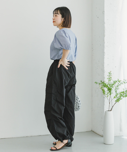 ITEMS URBANRESEARCH(アイテムズ アーバンリサーチ)の「フハクライクソデボリュームプルオーバー(Tシャツ/カットソー・レディース・ブルー/オフホワイト/ネイビー・FREE)」の18枚目の写真