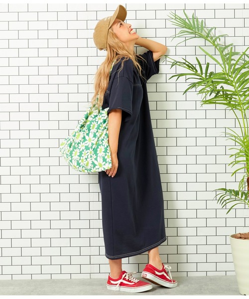anap mimpi（アナップミンピ）の「ガーゼ裏毛 バック切替 5分袖 スウェット ワンピース（ワンピース・レディース・キナリ/ネイビー・FREE）」の21枚目の写真
