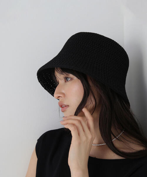 NATURAL BEAUTY BASIC（ナチュラルビューティーベーシック）の「◇サーモクロッシェダウンハット（ハット・レディース・オフホワイト/ブラック・FREE）」の4枚目の写真