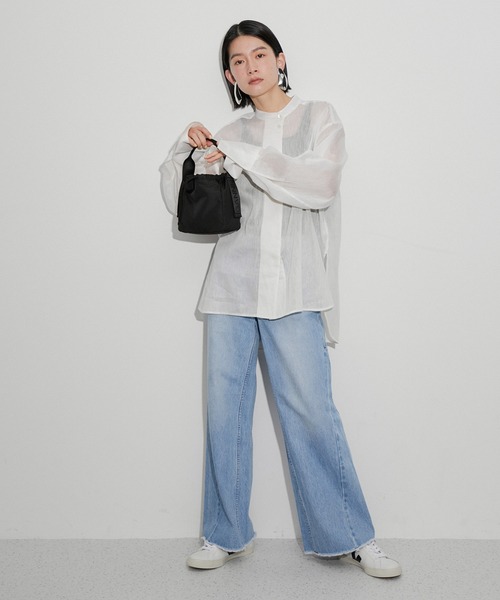 GANNI(ガニー)の「【GANNI(ガニー)】RECYCLED TECH POUCH(ハンドバッグ・レディース・ブラック/ライトグレー・FREE)」の8枚目の写真