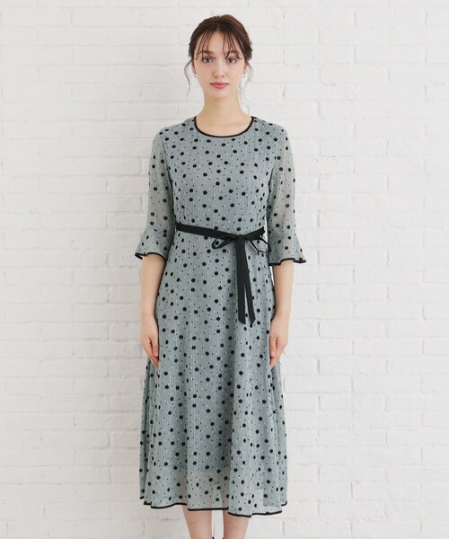 index(インデックス)の「◆≪S-LLsize≫ フロッキーフラワーバイカラーワンピース(ワンピース・レディース・グレー系/ブラック系/ベージュ系その他4・36/42/40/38)」の17枚目の写真