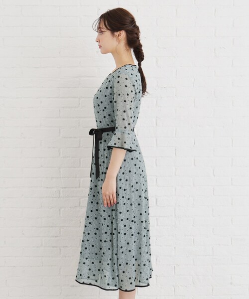 index(インデックス)の「◆≪S-LLsize≫ フロッキーフラワーバイカラーワンピース(ワンピース・レディース・グレー系/ブラック系/ベージュ系その他4・36/42/40/38)」の18枚目の写真