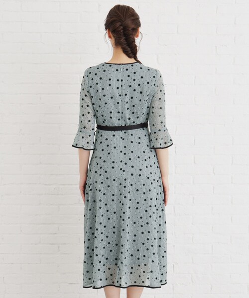 index(インデックス)の「◆≪S-LLsize≫ フロッキーフラワーバイカラーワンピース(ワンピース・レディース・グレー系/ブラック系/ベージュ系その他4・36/42/40/38)」の19枚目の写真