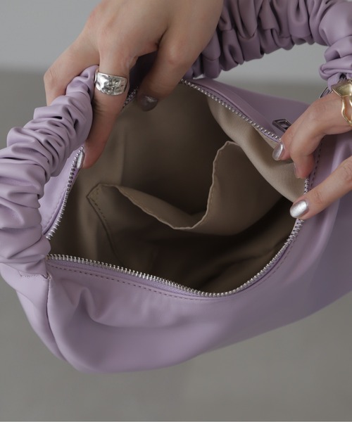 FREE'S MART（フリーズマート）の「◆ルーズハンドルバッグ（ハンドバッグ・レディース・ブラック系その他/パープル/シルバー系その他・ﾌﾘ-）」の12枚目の写真