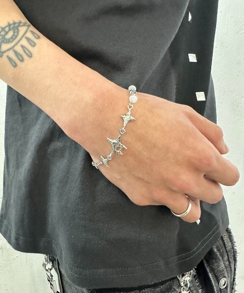 XU（エックスユー）の「【Never mind the XU】galaxy chain bracelet③ / 【ネバーマインド ザ エックスユー】ギャラクシーチェーンブレスレットシルバーブレスレット（ブレスレット・メンズ・シルバー・ONE SIZE）」の6枚目の写真