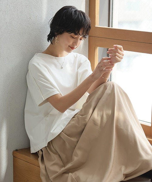 itto...（イット）の「ボタンで印象を変える。コットン肩ボタントップス（Tシャツ/カットソー・レディース・チャコール/サックスブルー/オフホワイト/杢グレー/マスタード・M）」の20枚目の写真