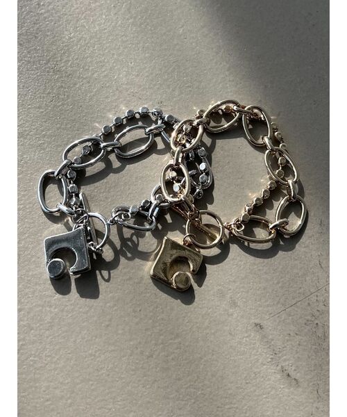 EMODA（エモダ）の「ボックスEチェーンブレスレット（ブレスレット・レディース・シルバー/ゴールド・FREE）」の3枚目の写真