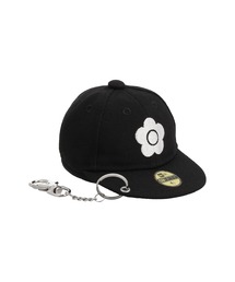 バッグ NEW ERA x MARY QUANT Big Daisy Die Pouch NEW ERA x MARY QUANT Big Daisy Die Pouch - メルカリ