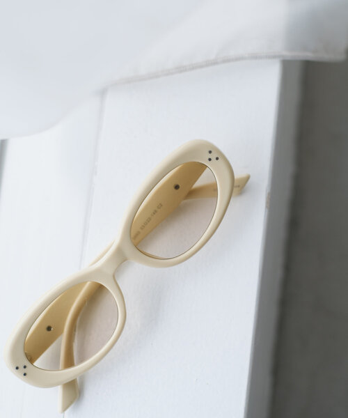 Kastane（カスタネ）の「【UVカット率99％/ケース付き】ランドスケープサングラス（サングラス・レディース・アイボリー/モカ・FREE）」の6枚目の写真