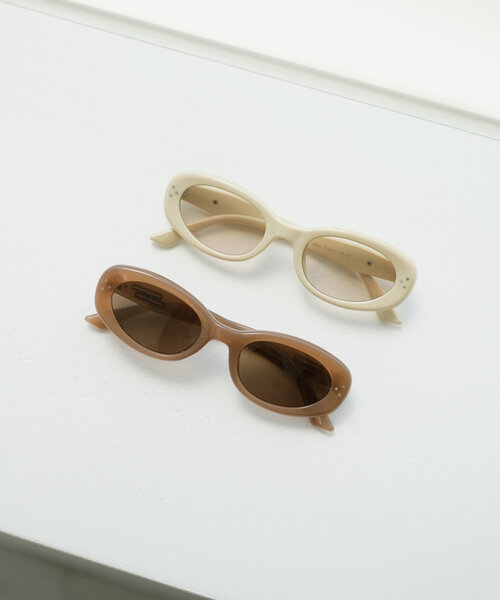 Kastane（カスタネ）の「【UVカット率99％/ケース付き】ランドスケープサングラス（サングラス・レディース・アイボリー/モカ・FREE）」の8枚目の写真