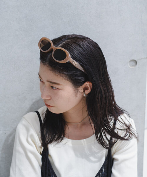 Kastane（カスタネ）の「【UVカット率99％/ケース付き】ランドスケープサングラス（サングラス・レディース・アイボリー/モカ・FREE）」の13枚目の写真