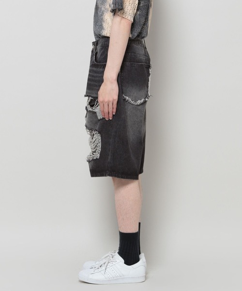 INFLATION(インフレーション)の「INFLATION/RIPPEDデニムショートパンツ(デニムパンツ・メンズ・ブラック・MEDIUM/LARGE)」の13枚目の写真