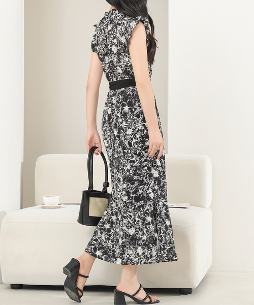 Lace Ladies（レースレディース）の「フリルカラー ノースリーブ 花柄 ギャザー ワンピース（ワンピース・レディース・アイボリー/ピンク/ベージュ/ブラック・FREE）」の5枚目の写真